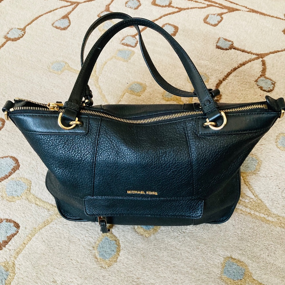 Michael Kors Black Purse - Picture 2 of 14